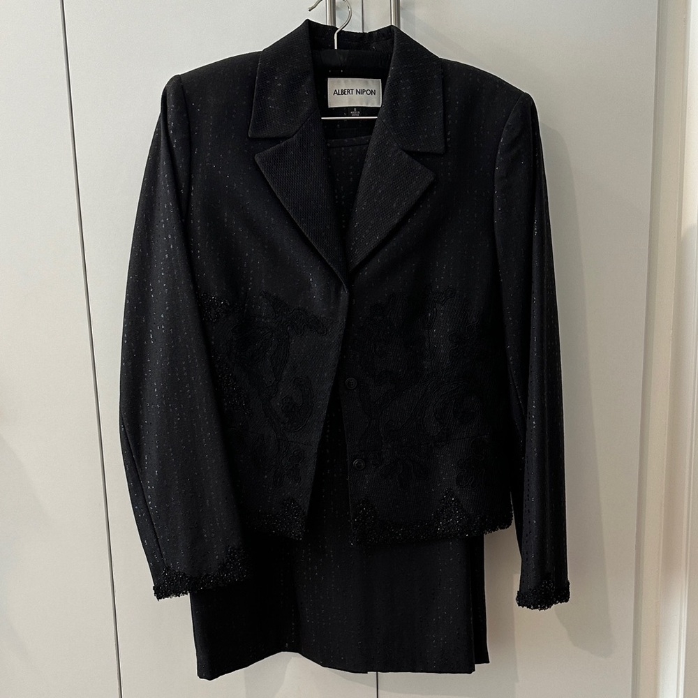 Albert Nipon Elegant Black Blazer and skirt suit